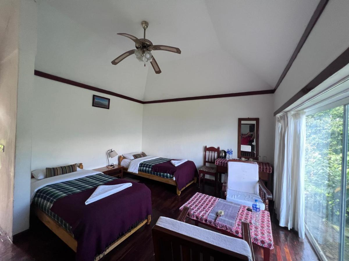 Es Deurali Resort Pokhara Exterior foto