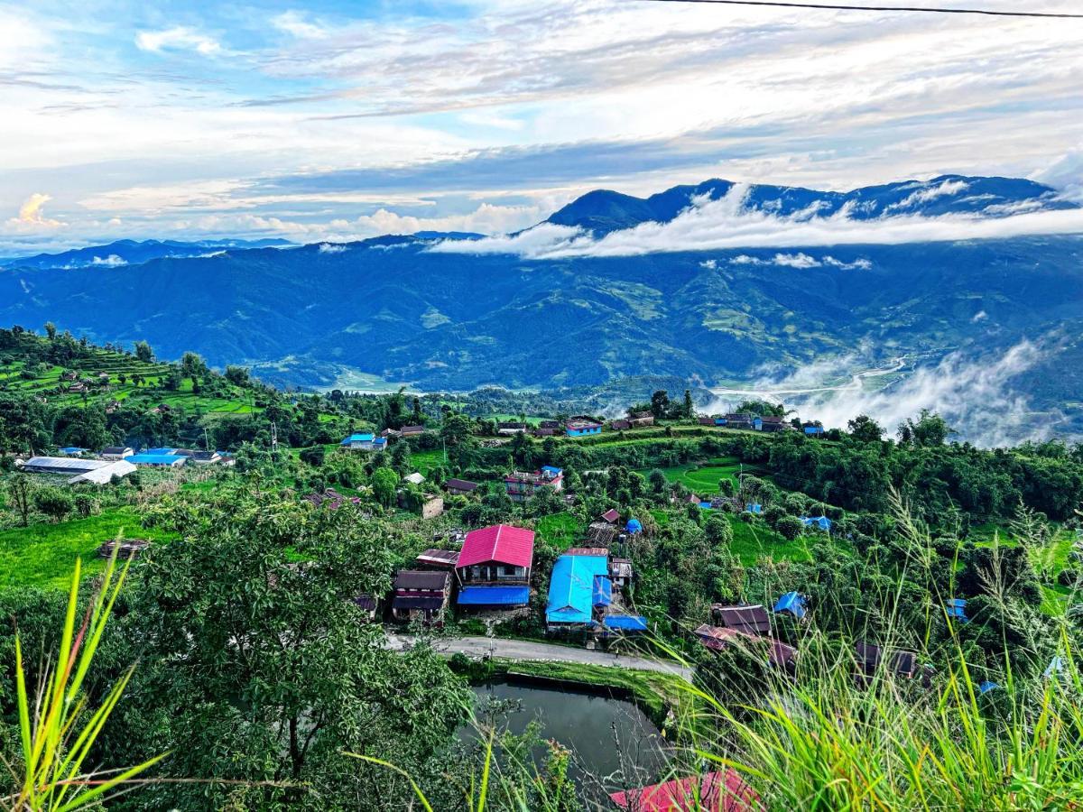 Es Deurali Resort Pokhara Exterior foto